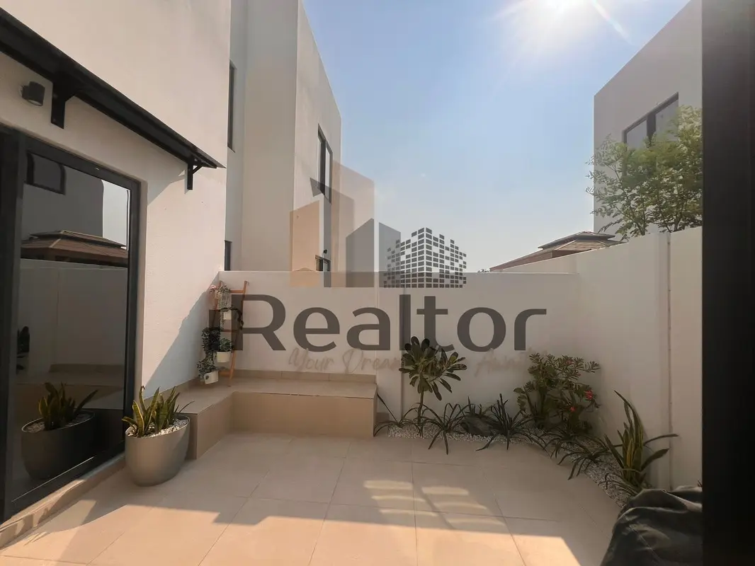 Apartment in Al Ghadeer Phase 2, Al Ghadeer